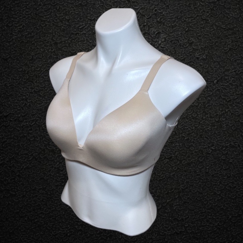 Victoria’s Secret Plunge Bra